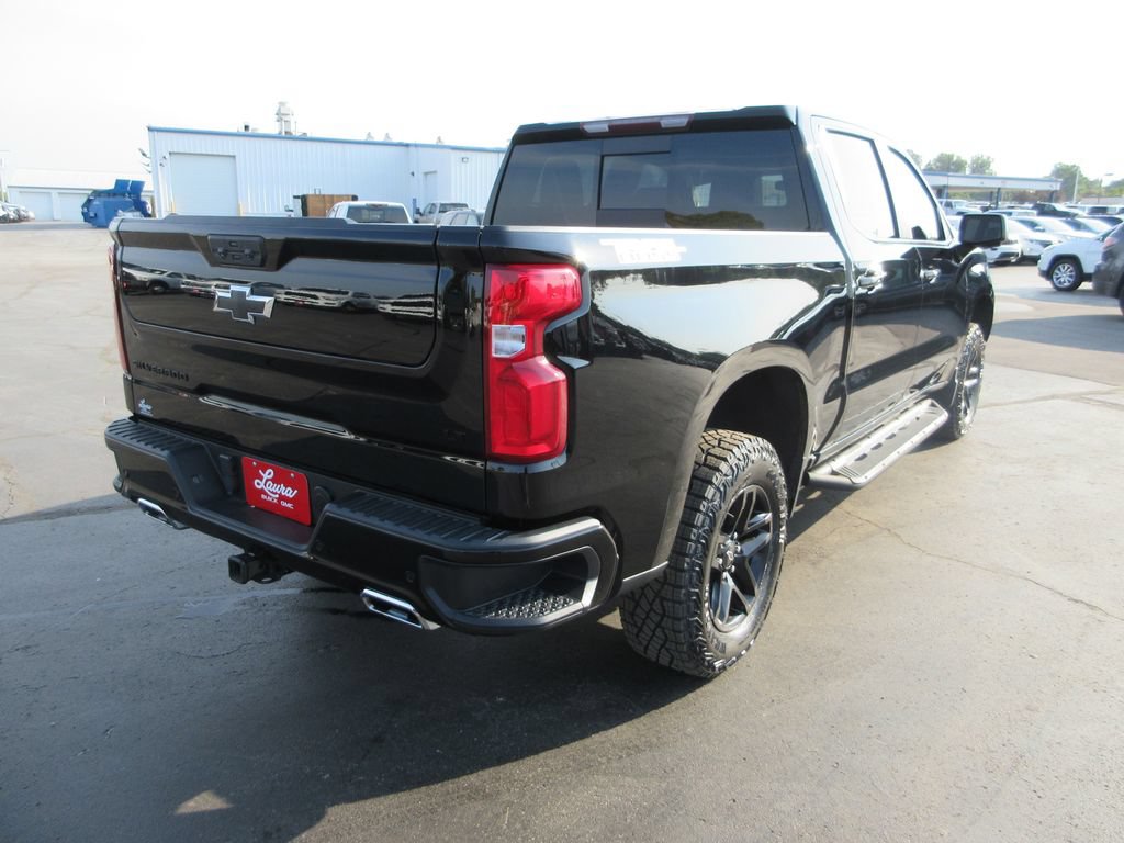 Certified 2023 Chevrolet Silverado 1500 LT Trail Boss w/ LT Trail Boss Premium Package AWD/4WD image 6