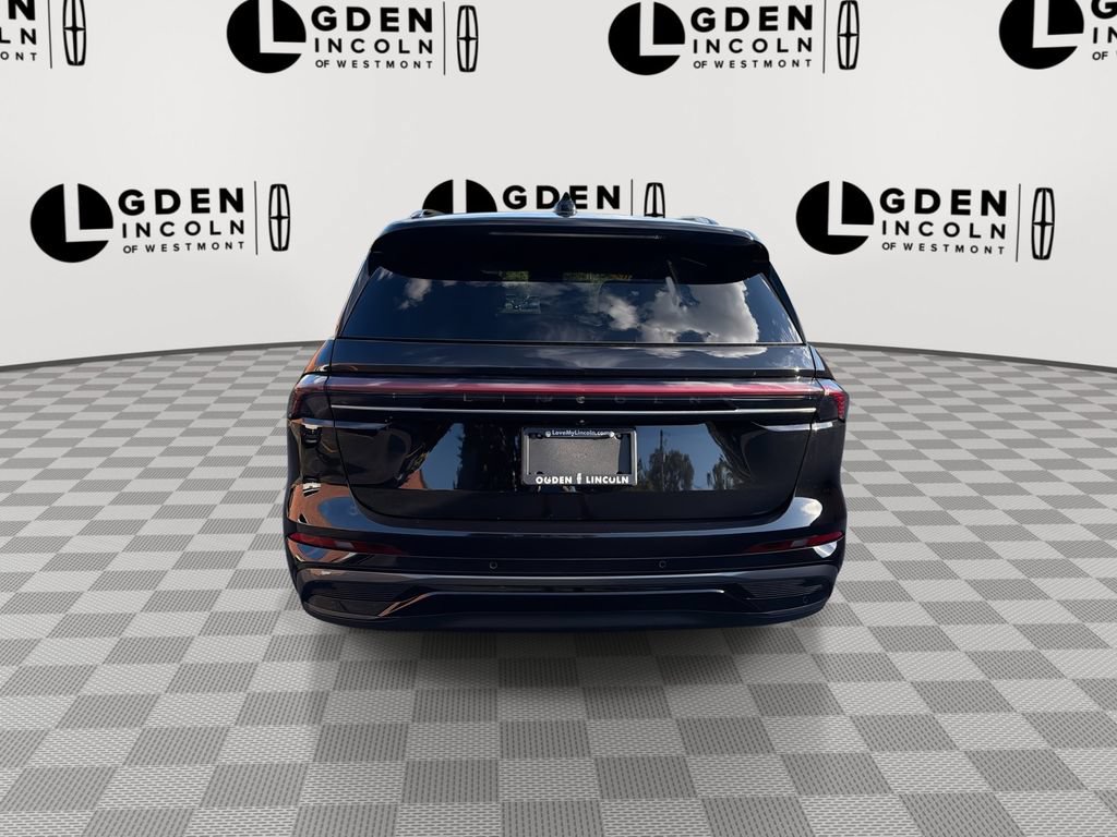Used 2024 Lincoln Nautilus Reserve w/ Equipment Group 202A AWD/4WD image 7