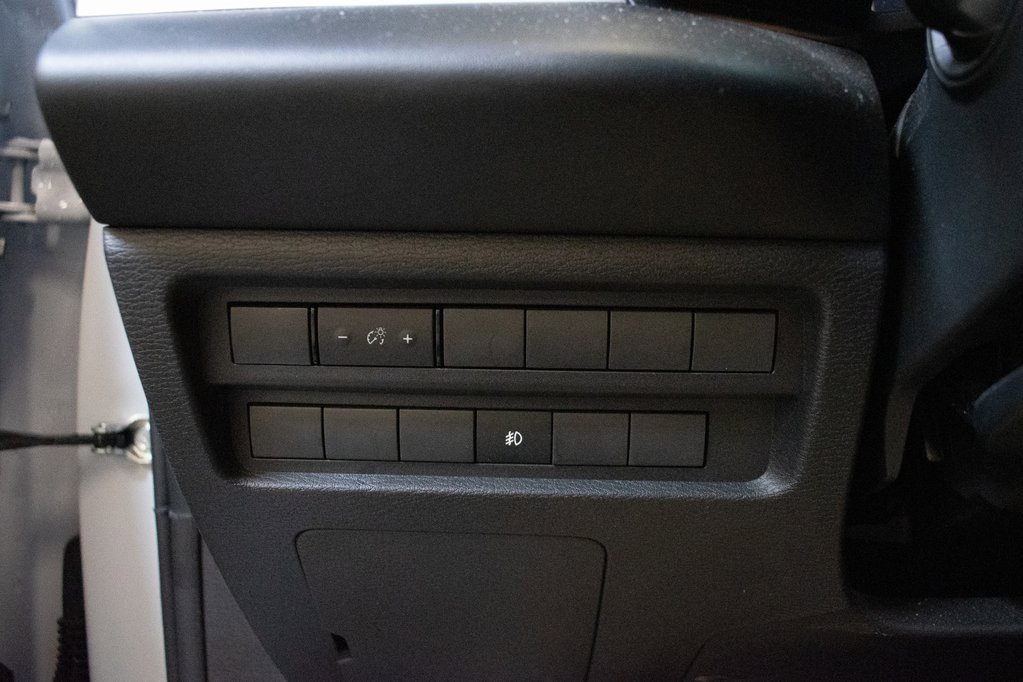 Used 2024 Mitsubishi Outlander ES image 19