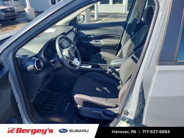 Used 2021 Nissan Kicks SV image 8