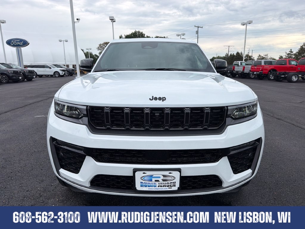 New 2027 Jeep Grand Cherokee L Limited AWD/4WD image 8