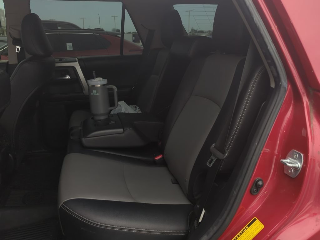 Used 2016 Toyota 4Runner SR5 Premium AWD/4WD image 6