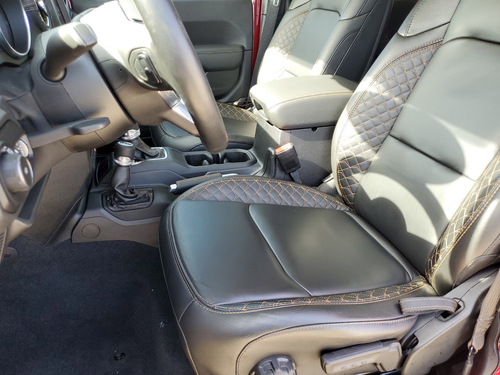 Used 2021 Jeep Wrangler Unlimited Sahara image 15