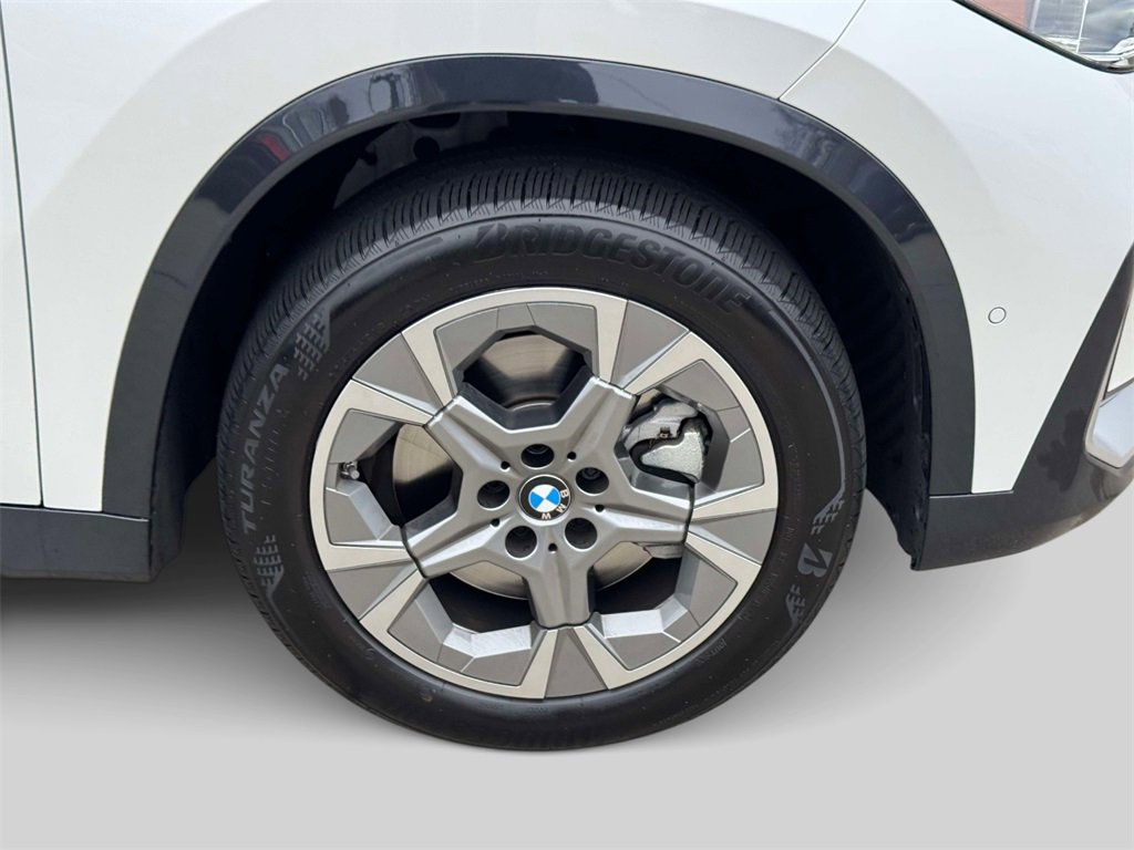 Certified 2025 BMW X1 xDrive28i image 9