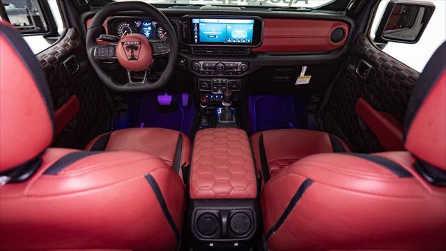 Used 2025 Jeep Gladiator Sport AWD/4WD video 2
