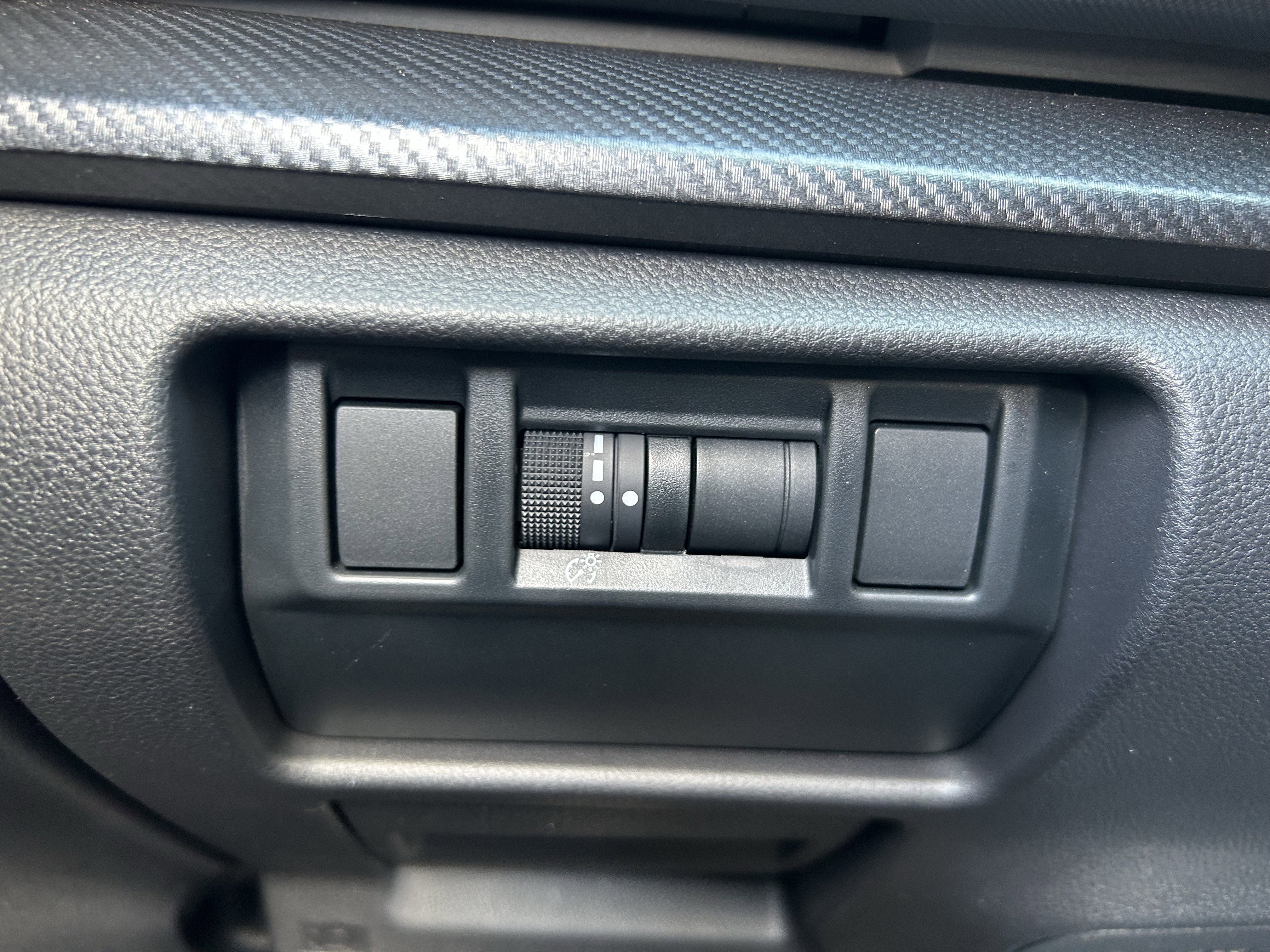 Certified 2025 Subaru Crosstrek 2.5i Sport image 18