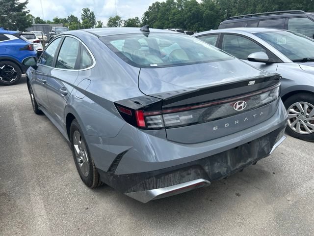 Certified 2026 Hyundai Sonata SE FWD image 2