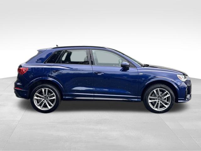 Certified 2024 Audi Q3 2.0T Premium Plus AWD/4WD image 9