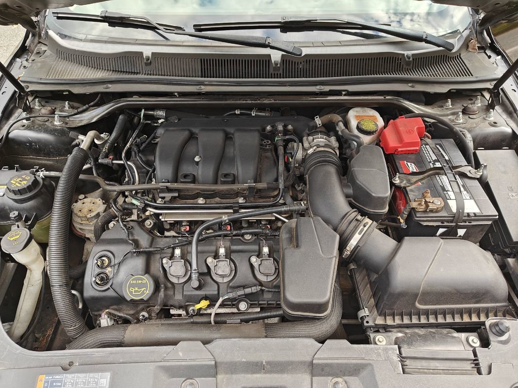 Used 2018 Ford Taurus SEL w/ Equipment Group 201A FWD image 28