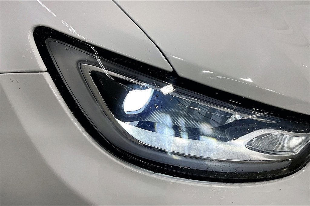 Used 2023 Chrysler Pacifica Touring-L image 31