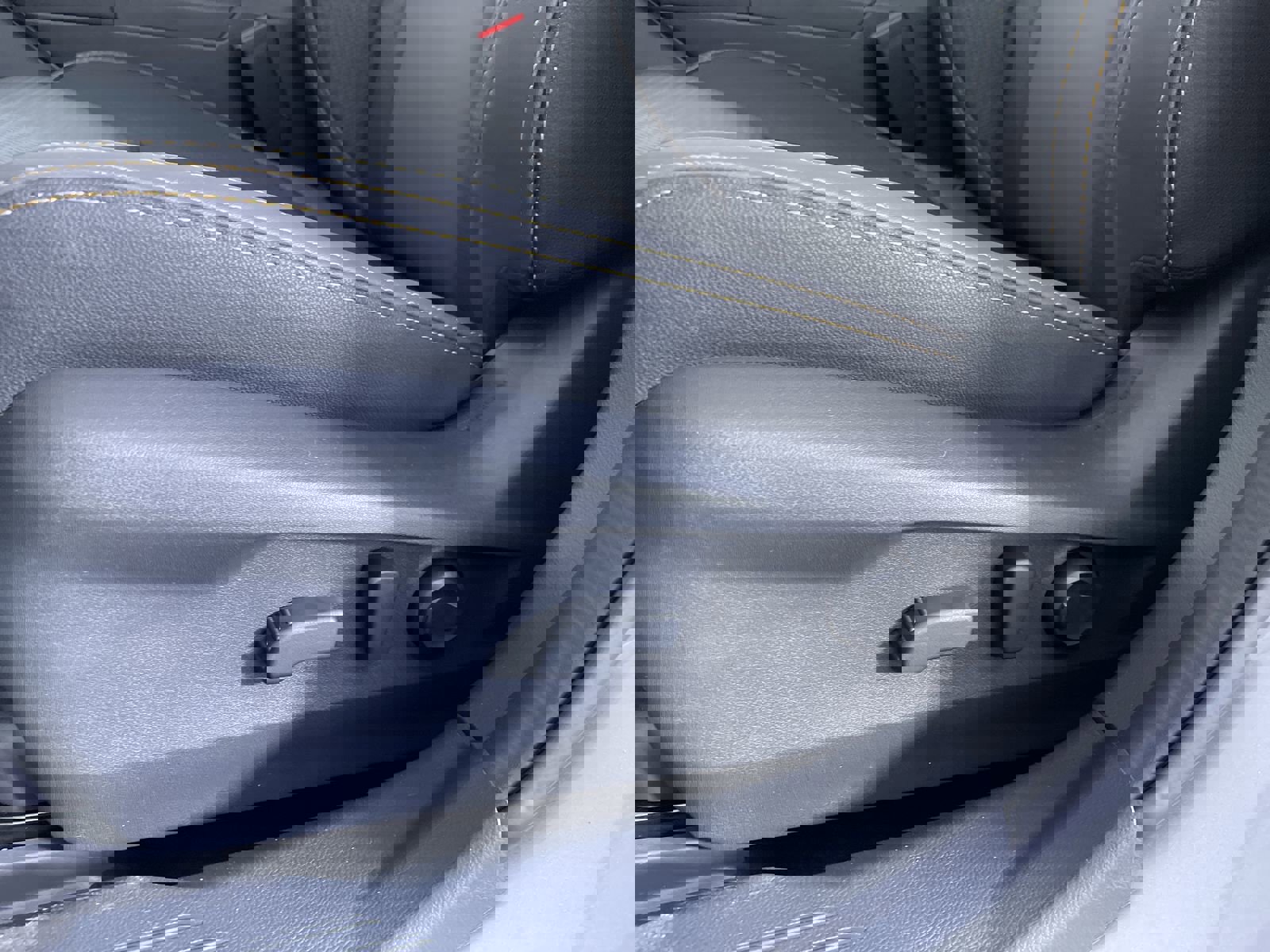 Used 2025 Subaru Outback Wilderness image 12