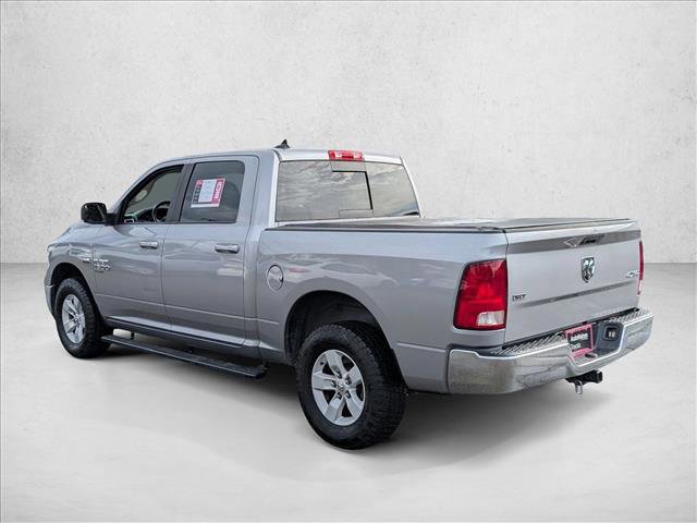 Used 2019 RAM 1500 Classic SLT w/ Luxury Group image 7