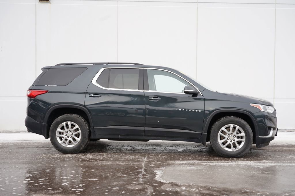 Used 2021 Chevrolet Traverse LT w/ LPO, Floor Liner Package image 2
