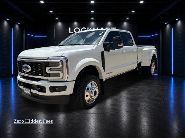New 2026 Ford F450 Platinum w/ FX4 Off-Road Package AWD/4WD image 3