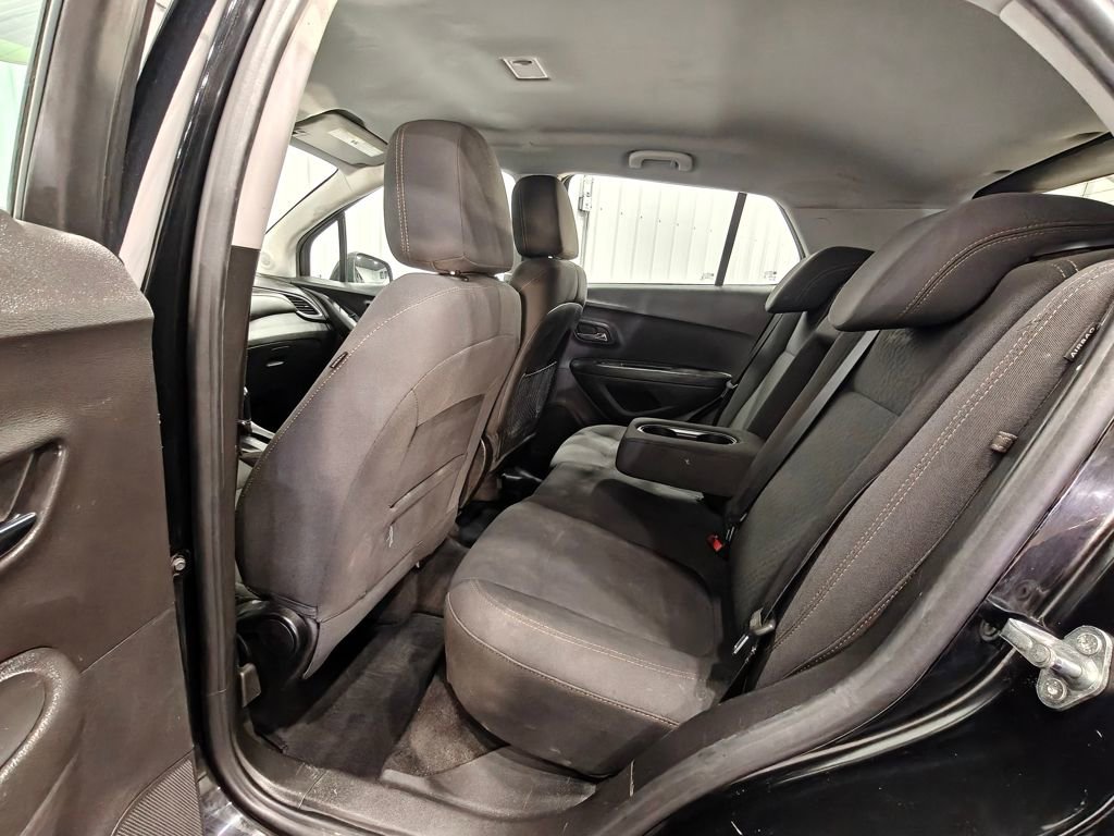 Used 2019 Chevrolet Trax LS FWD image 22