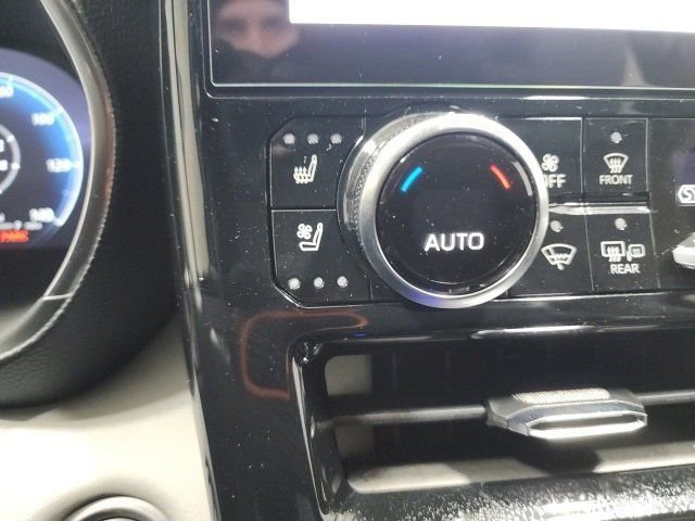 Used 2024 Toyota Highlander Platinum image 35