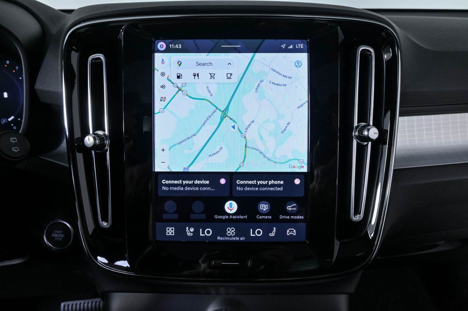 New 2026 Volvo XC40 B5 Ultra w/ Protection Package Premier AWD/4WD image 15