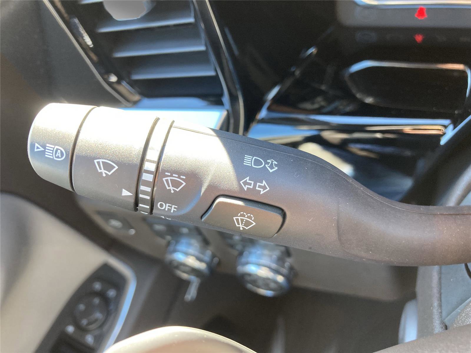 New 2026 GMC Sierra 1500 SLT w/ SLT Premium Plus Package image 16