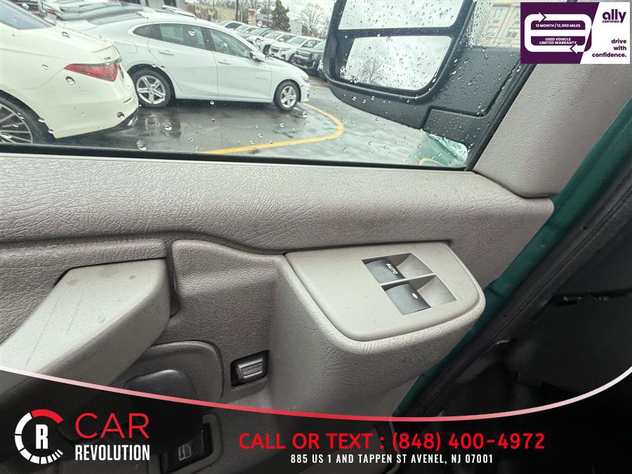 Used 2019 Chevrolet Express 3500 LS RWD image 22