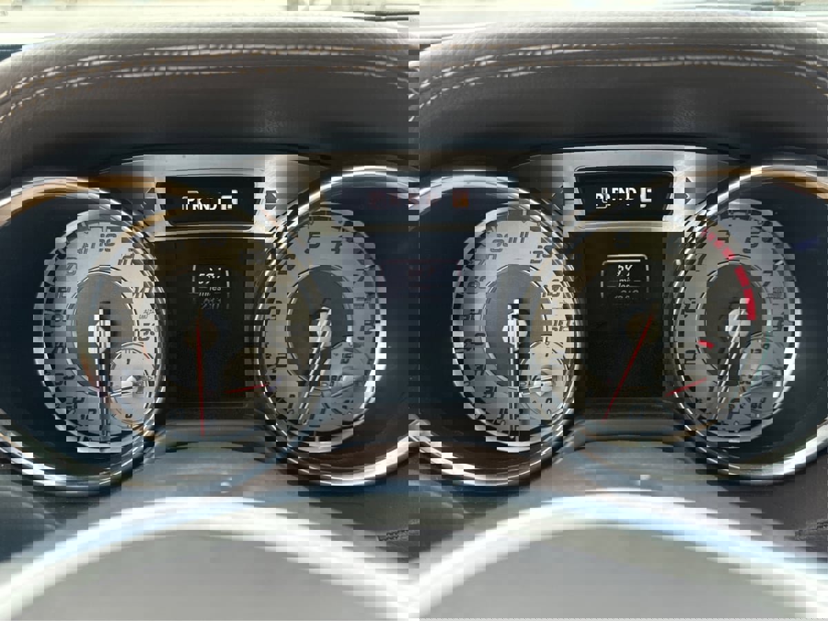 Used 2013 Mercedes-Benz SL 550 image 19