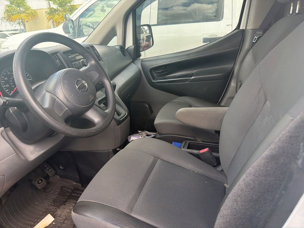 Used 2015 Nissan NV200 S image 10