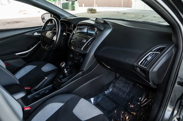 Used 2015 Ford Focus ST image 23