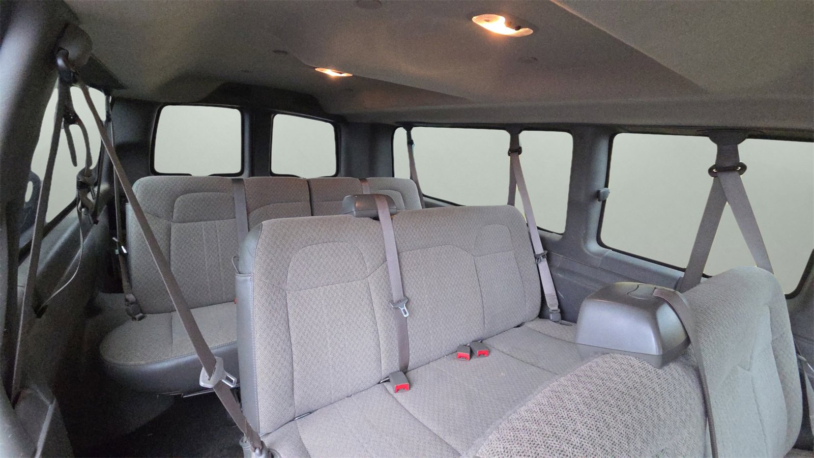 Used 2017 Chevrolet Express 3500 LT w/ LT Preferred Equipment Group image 15