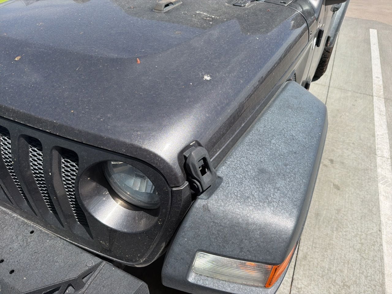 Used 2018 Jeep Wrangler Unlimited Sport S AWD/4WD image 4