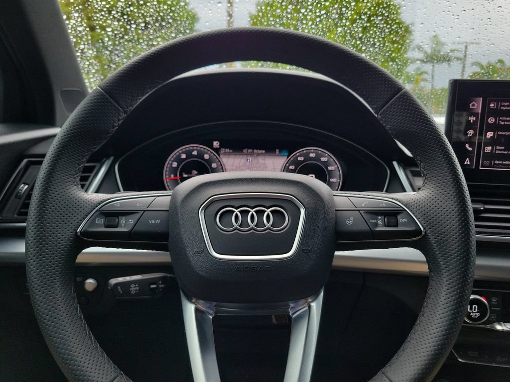 Certified 2024 Audi Q5 2.0T Prestige AWD/4WD image 8