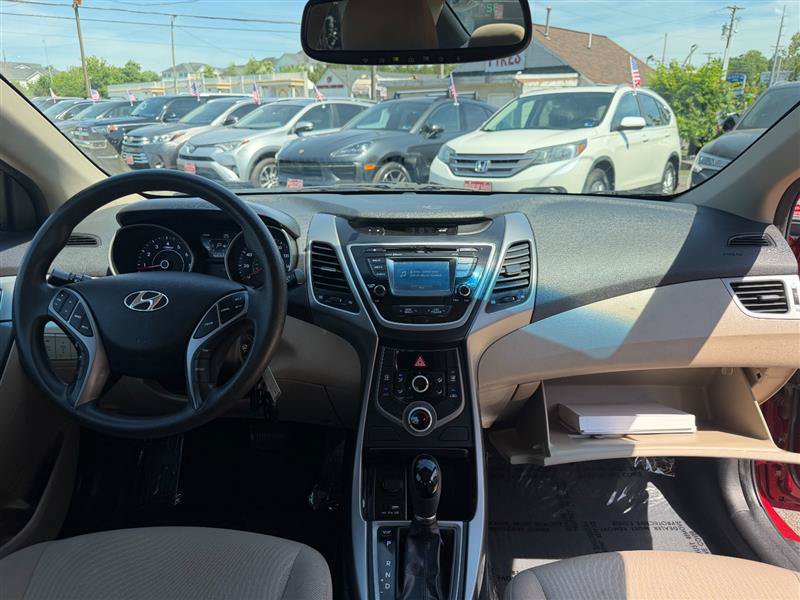 Used 2016 Hyundai Elantra SE w/ Option Group 02 FWD image 23