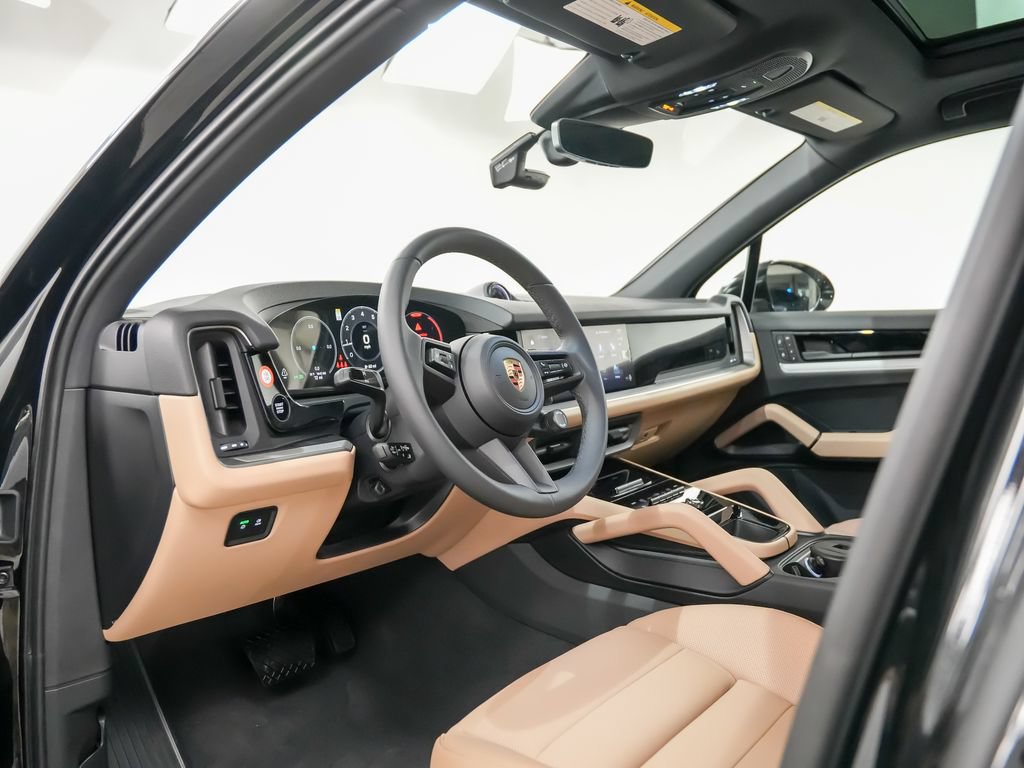 New 2026 Porsche Cayenne AWD/4WD image 4