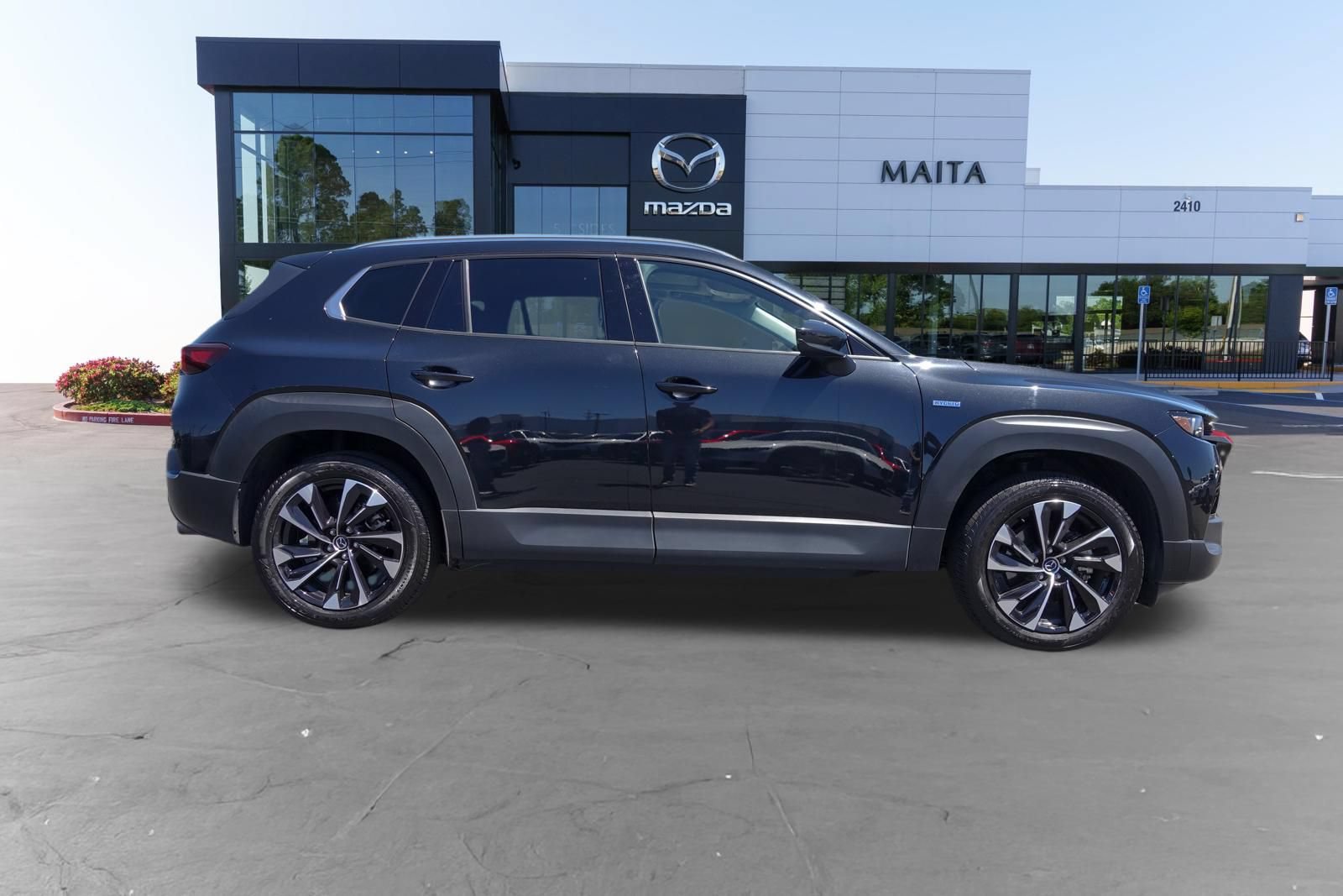 Used 2025 MAZDA CX-50 2.5 Hybrid w/ Premium Plus Pkg AWD/4WD image 2