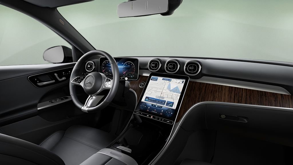 Used 2025 Mercedes-Benz C 300 Sedan image 41