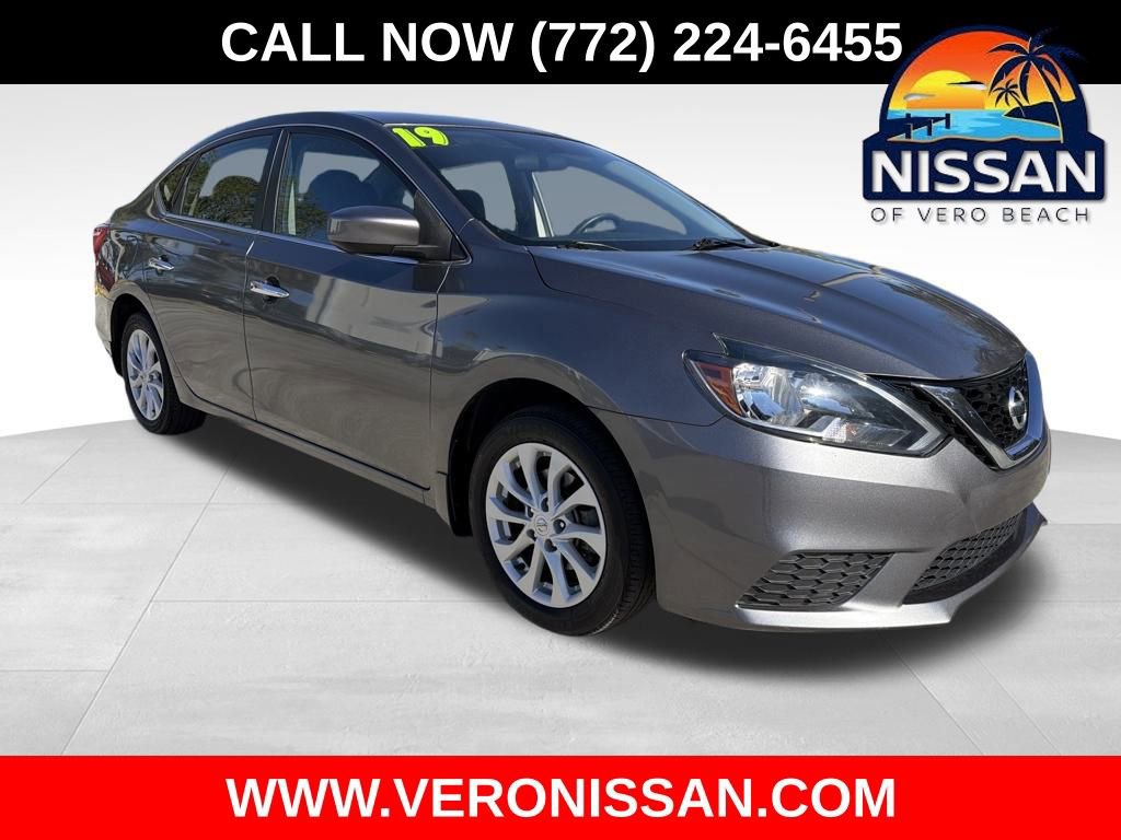 Used 2019 Nissan Sentra SV image 1