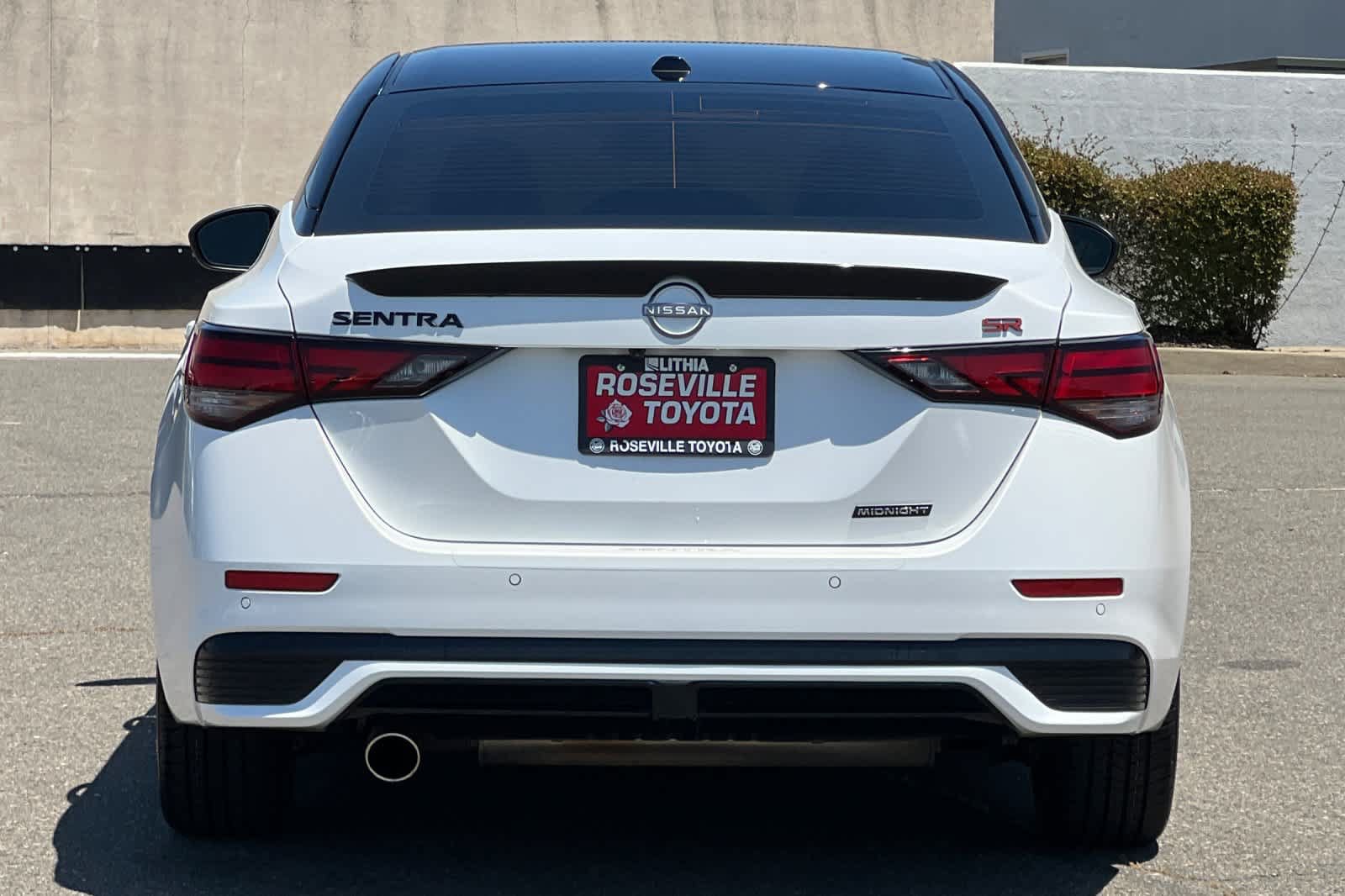 Used 2025 Nissan Sentra SR w/ Midnight Edition FWD image 8