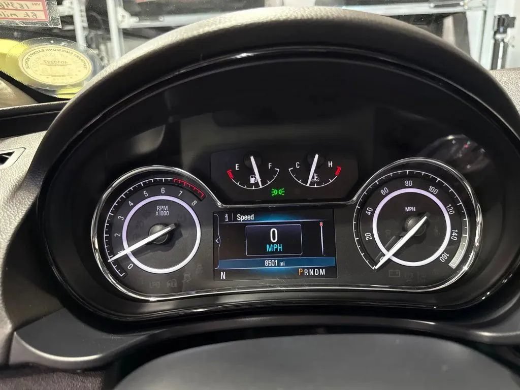 Used 2017 Buick Regal Sport Touring FWD image 12