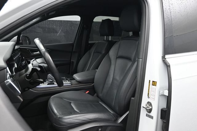 Used 2021 Audi Q7 3.0T Premium Plus w/ Premium Plus Package AWD/4WD image 5