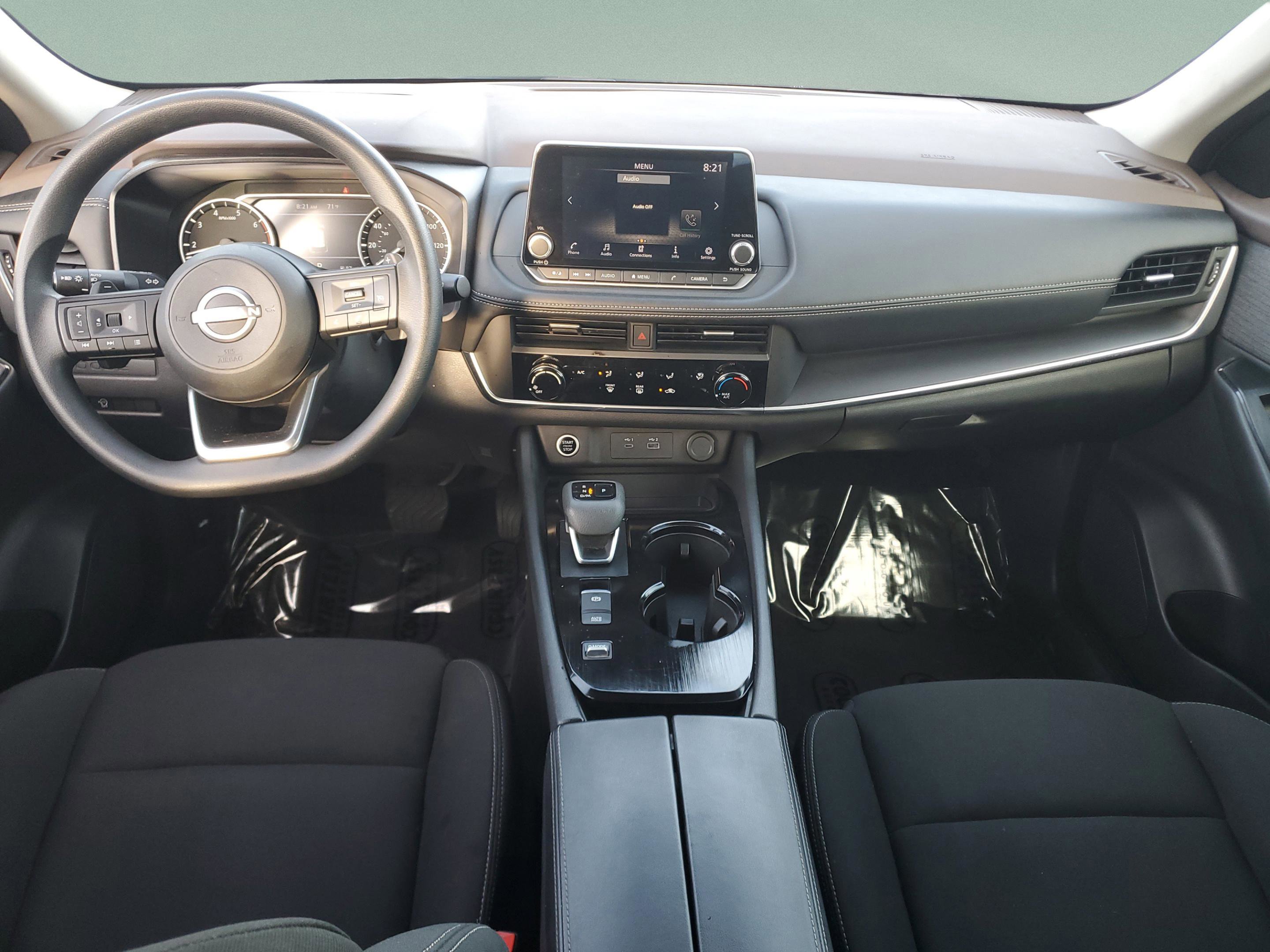 Used 2023 Nissan Rogue S image 11