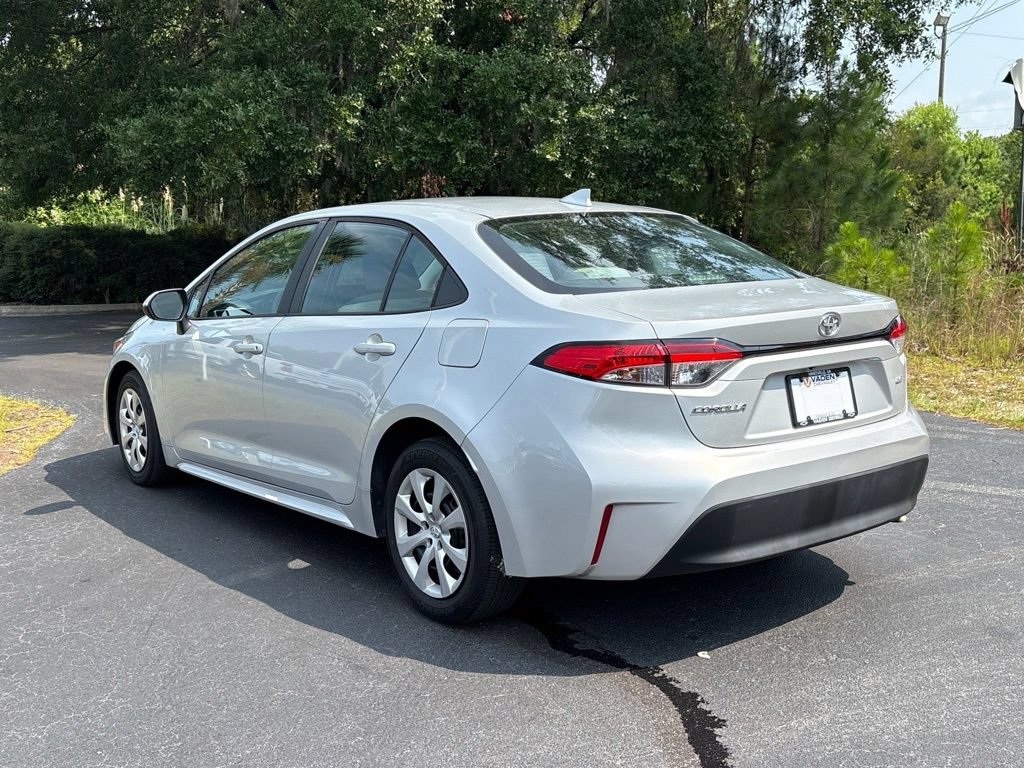 Used 2024 Toyota Corolla LE FWD image 7