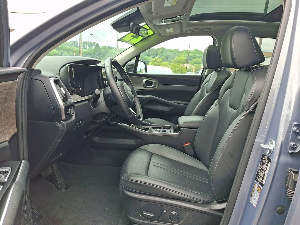 Certified 2023 Kia Sorento X-Line EX AWD/4WD image 16