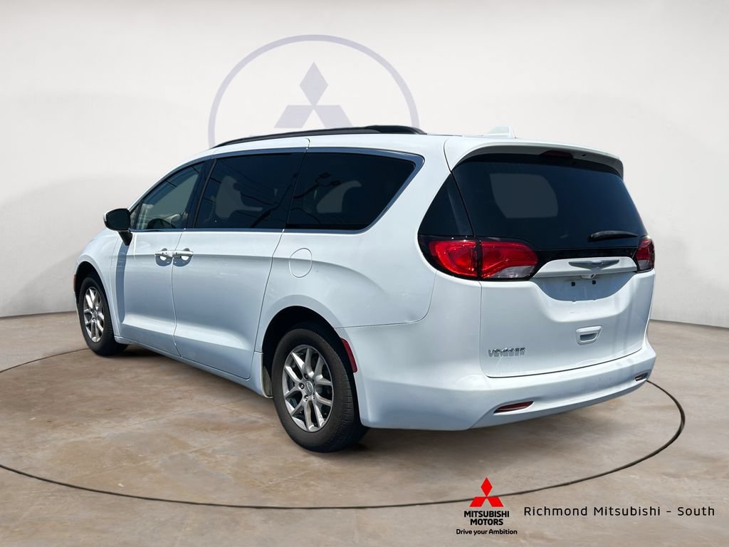 Used 2020 Chrysler Voyager Lxi FWD image 5