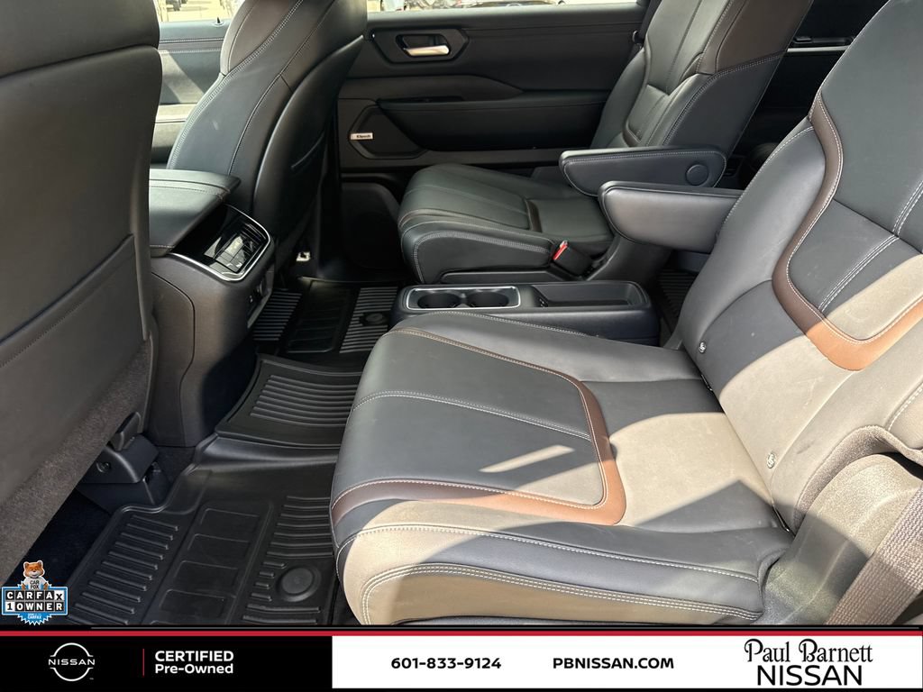Certified 2025 Nissan Armada SL w/ Captain's Chari Seat Package RWD image 35