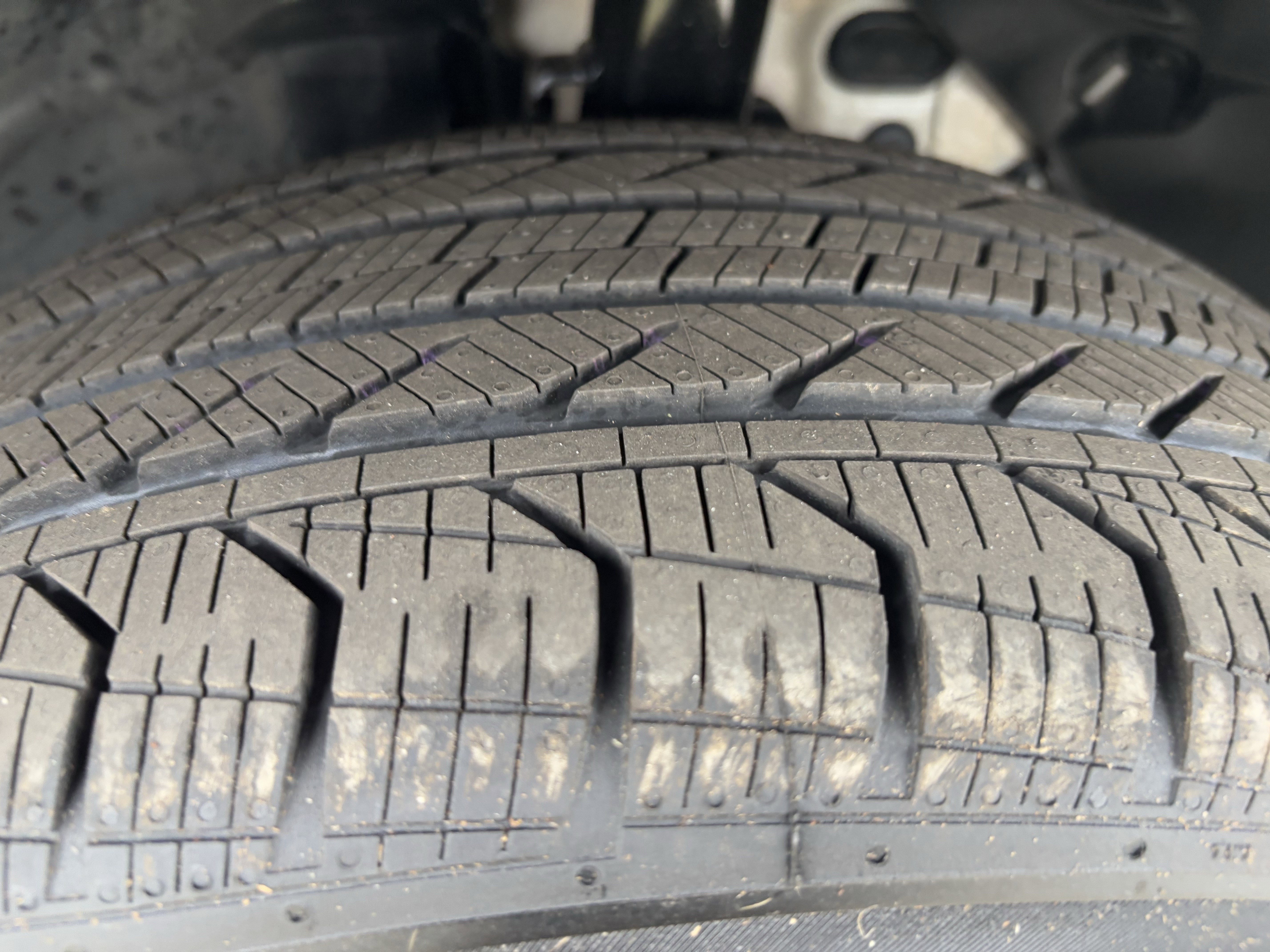 Certified 2025 BMW X2 xDrive28i image 12