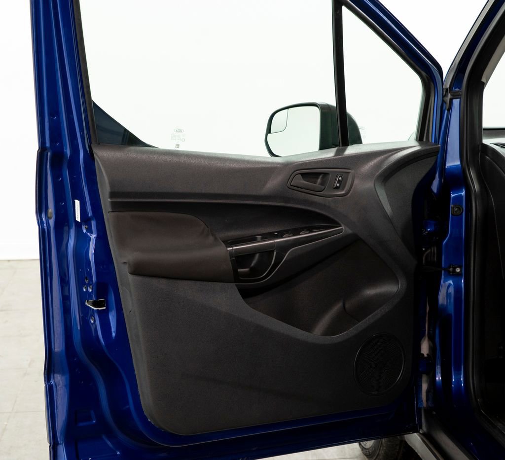 Used 2017 Ford Transit Connect XL image 6
