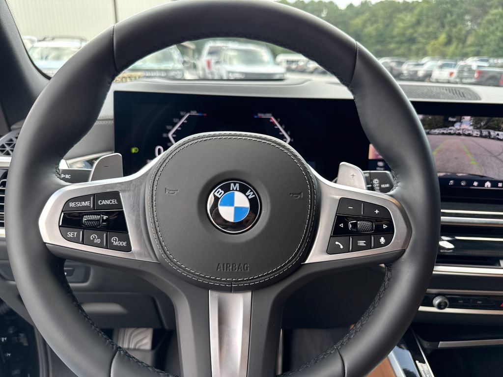 Used 2026 BMW X5 xDrive40i w/ M Sport Package AWD/4WD image 23
