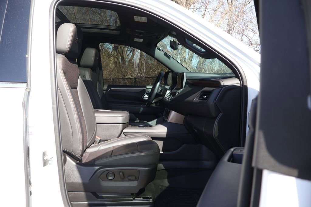 Used 2022 Chevrolet Tahoe High Country image 39