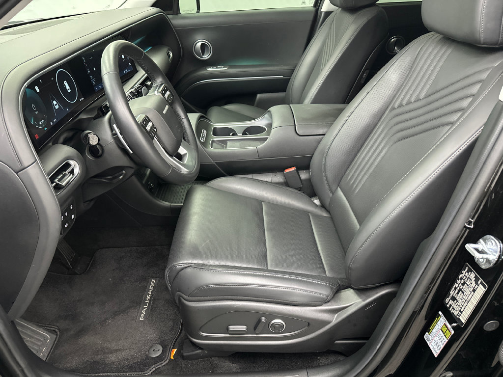 Certified 2026 Hyundai Palisade SEL FWD image 9