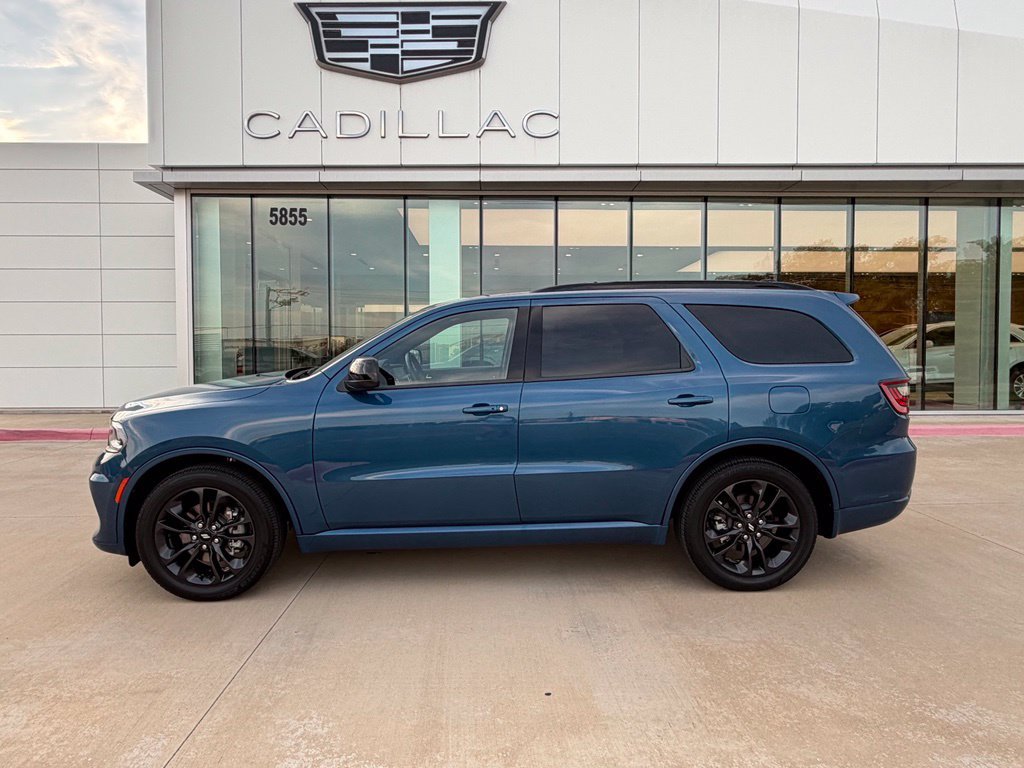 Used 2025 Dodge Durango GT w/ Blacktop Package RWD image 2