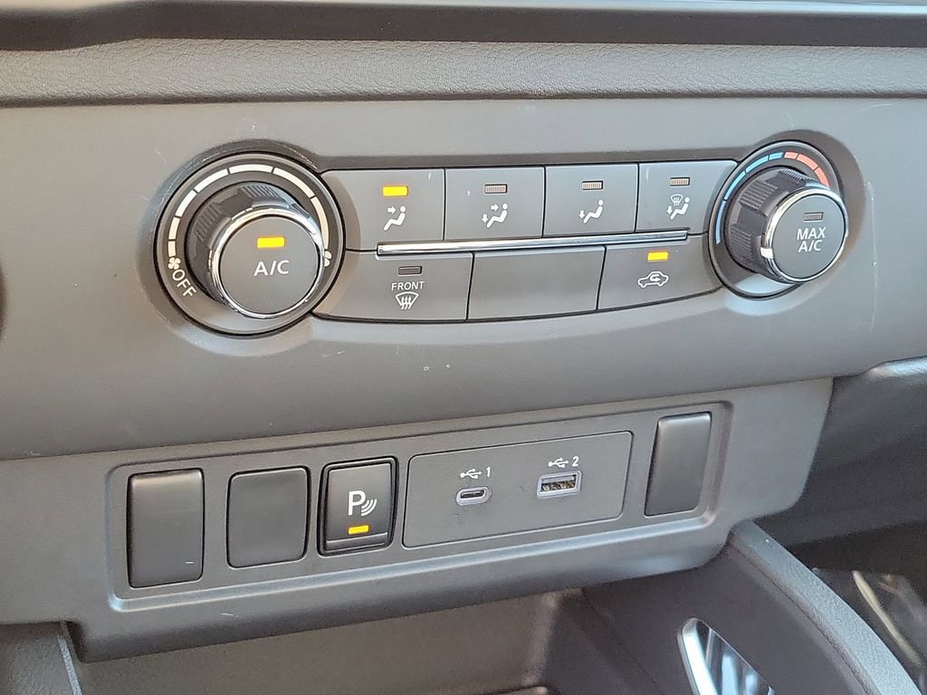 Certified 2025 Nissan Frontier SV w/ Tow Package image 11