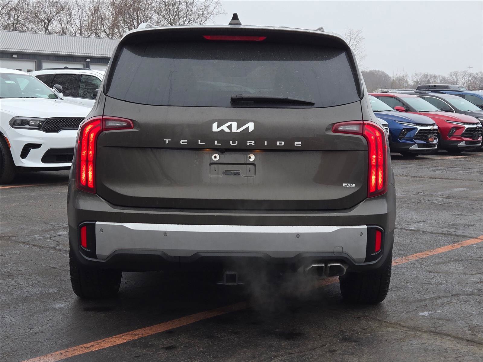 Used 2024 Kia Telluride S w/ S Sunroof Package image 13